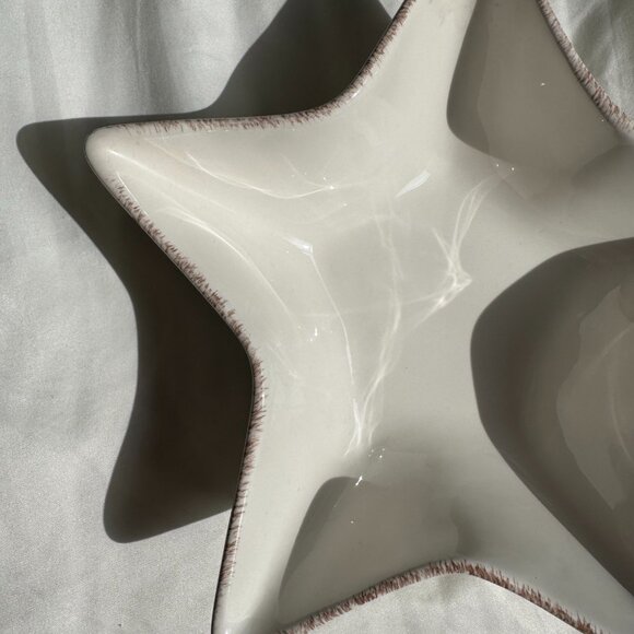 EUC, Pottery Barn Star Shape Serving Dish, Ceramic, Cream with Brown Trim, 7 in. - Picture 2 of 9
